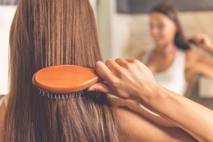 Як зробити волосся блискучим: 10 секретних способів